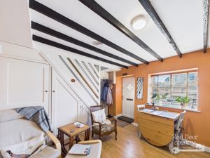 Sitting Room- click for photo gallery